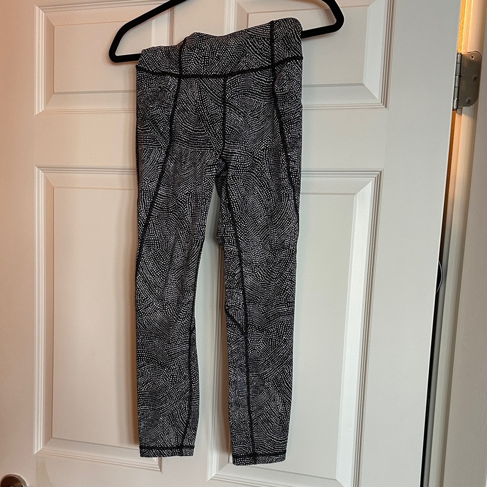 lululemon athletica Black & White Swirl Print Leggings